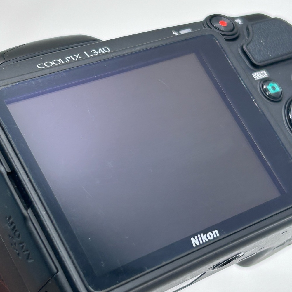 Nikon Coolpix L340 Digital Camera - Working - Picture 10 of 10